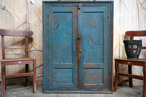 An Early 19thC Blue Painted Pine Cupboard c.1810-30