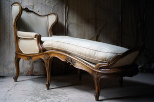 A Late 19thC French Walnut Louis XV Style Duchesse En Bateau Chaise Longue c.1870