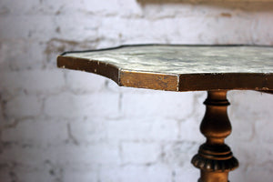 An Attractive Early Victorian Giltwood Occasional Table, in the Manner of Gillows c.1845