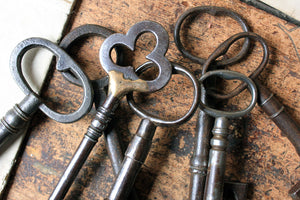 A Collection of Seven Antique Keys c.1790-1850