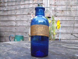A Fine Late 19thC Cobalt Glass Apothecary Bottle For Powder of Rhubarb