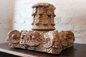 An Elaborately Carved Early 20thC Wooden Corinthian Column Capital
