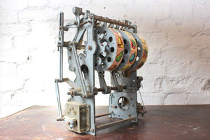 An Original c.1955 Mechanism for a Beromat Glocke Slot Machine