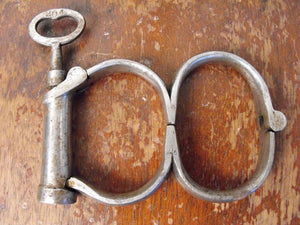 Victorian Hiatt Irish 8 Handcuffs