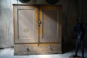 An Early 19thC Estate Made Painted Pine Cupboard c.1810