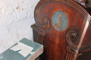 A Very Fine Quality Neo-Classical Regency Mahogany Hall Chair c.1810