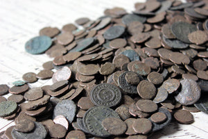 An Interesting Mixed Hoard of 543 Roman Coins 3-4thC AD
