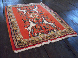 Hamadan Rug: 70cm x 56cm