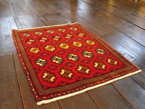 Hamadan Rug: 95cm x 76cm