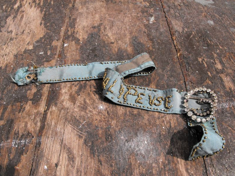 victorian garter belt Unboxing a Stunning Ribbon Garter Belt from 2024