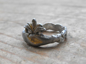 A Pretty Post-Medieval Silver-Gilt Clasped Hands Fede Ring