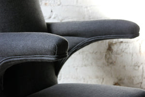 An Interesting & Unusual English Linen Upholstered Walnut Armchair c.1825-35